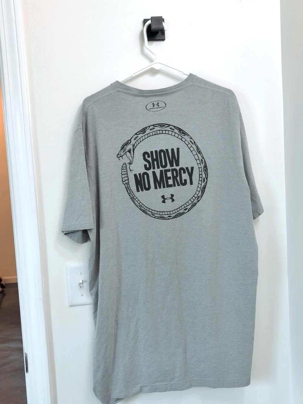 Under Armour Men's Gray 'Show No Mercy' Graphic Tee xl loose